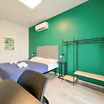Apartmán Rrrapido & - *